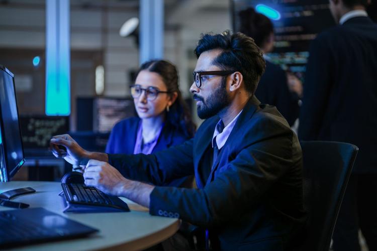 Streamline Your Nottingham Business with Microsoft 365